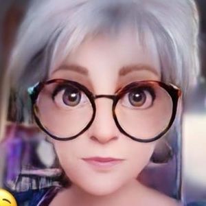 Meet your Posher, Beverly